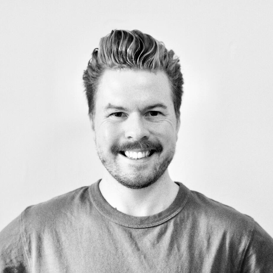 Portrait photo of Pontus Joneström